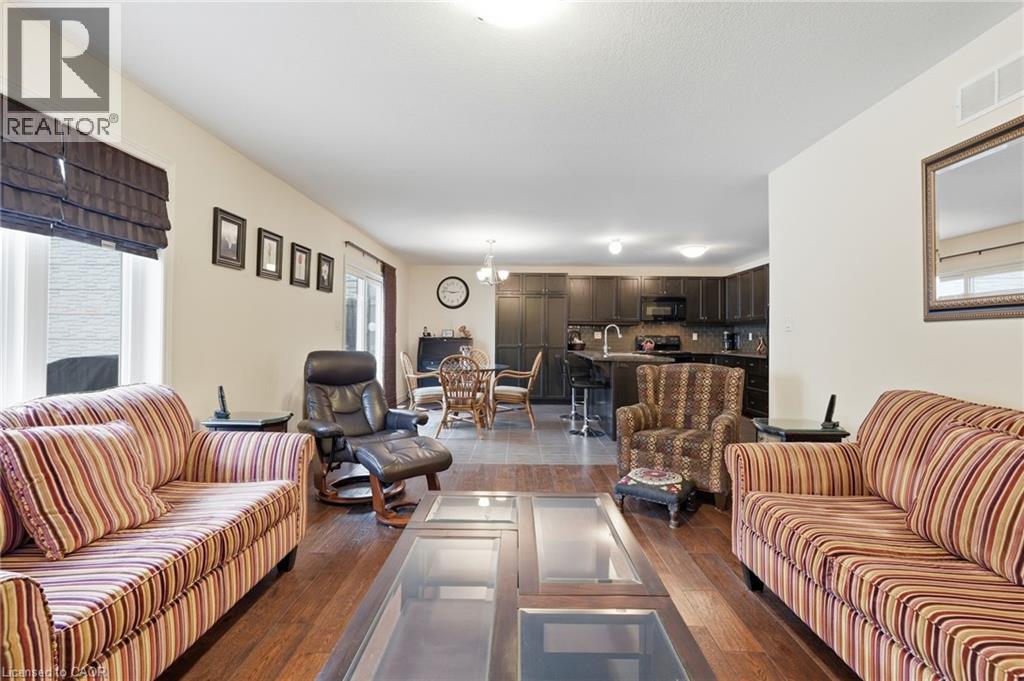 76 Lorne Avenue, Grimsby, Ontario  L3M 0C7 - Photo 15 - 40809173