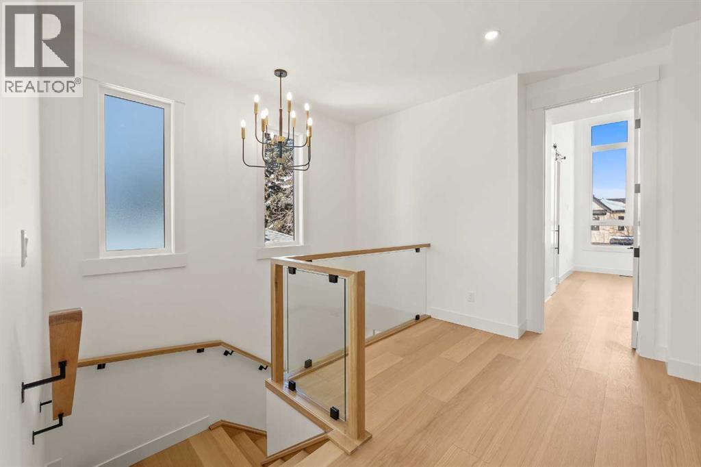 2421 25 Avenue Nw, Calgary, Alberta  T2M 2C6 - Photo 19 - A2287163