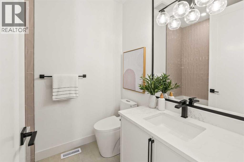 2421 25 Avenue Nw, Calgary, Alberta  T2M 2C6 - Photo 30 - A2287163