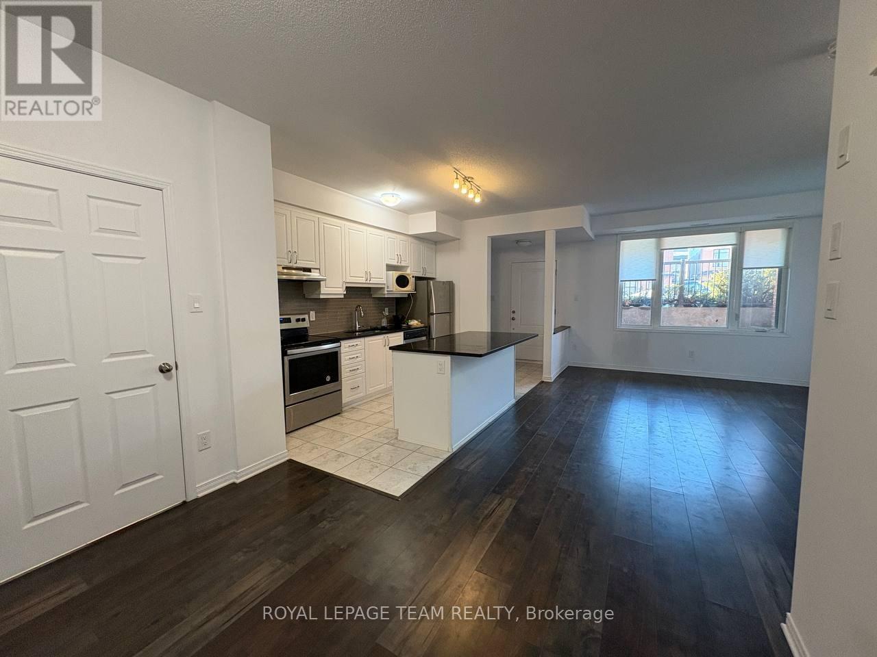 A - 371 Haliburton Heights, Ottawa, Ontario  K2V 0J3 - Photo 6 - X12855984