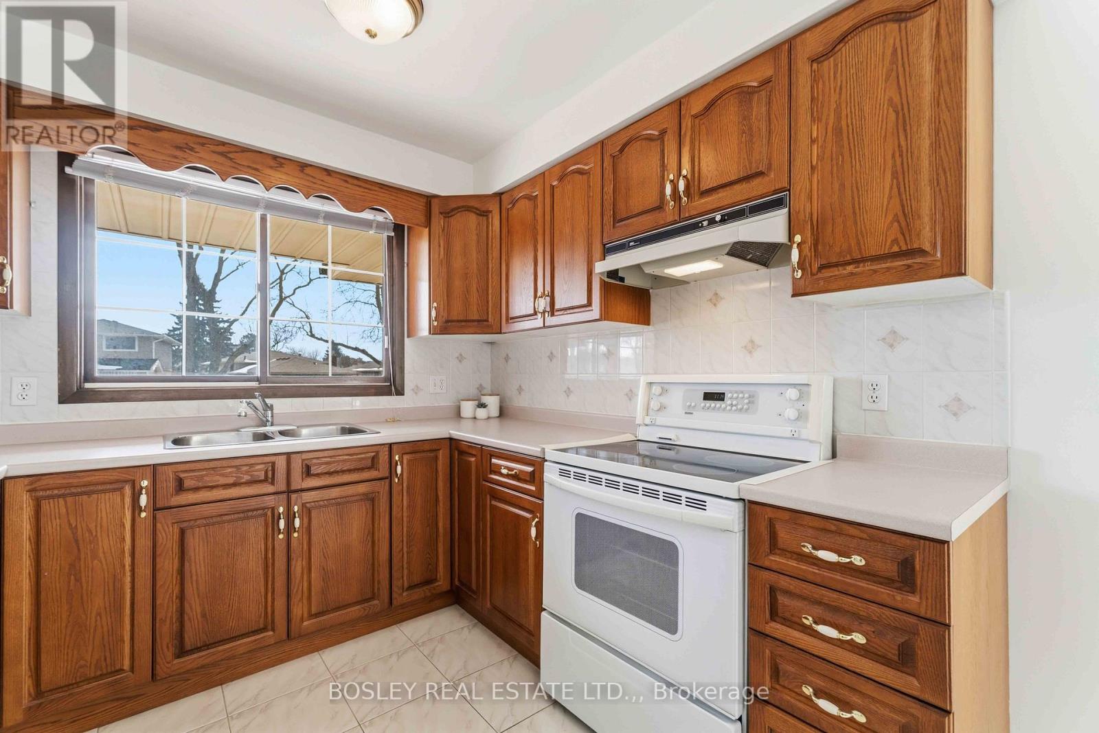 7199 Freeman Street, Niagara Falls, Ontario  L2E 5V8 - Photo 14 - X12855874