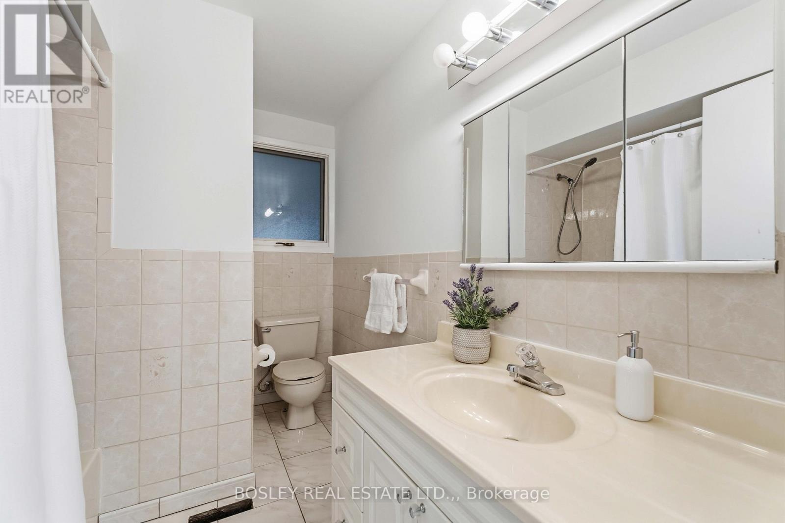 7199 Freeman Street, Niagara Falls, Ontario  L2E 5V8 - Photo 22 - X12855874