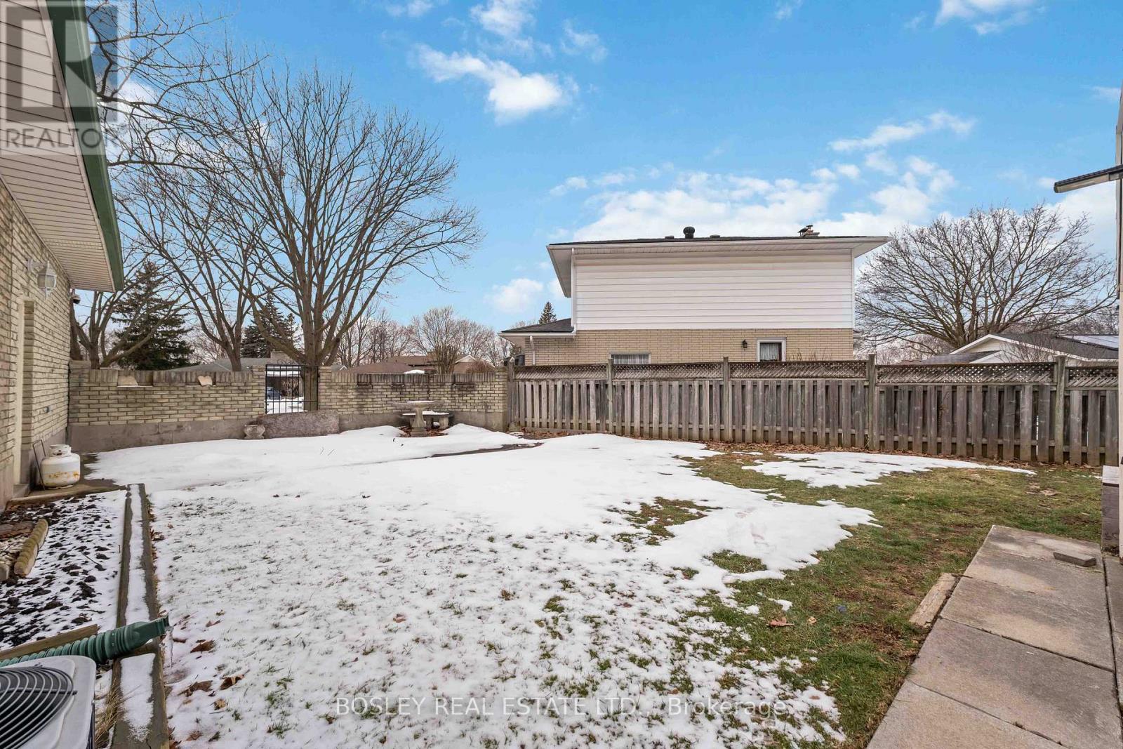 7199 Freeman Street, Niagara Falls, Ontario  L2E 5V8 - Photo 38 - X12855874