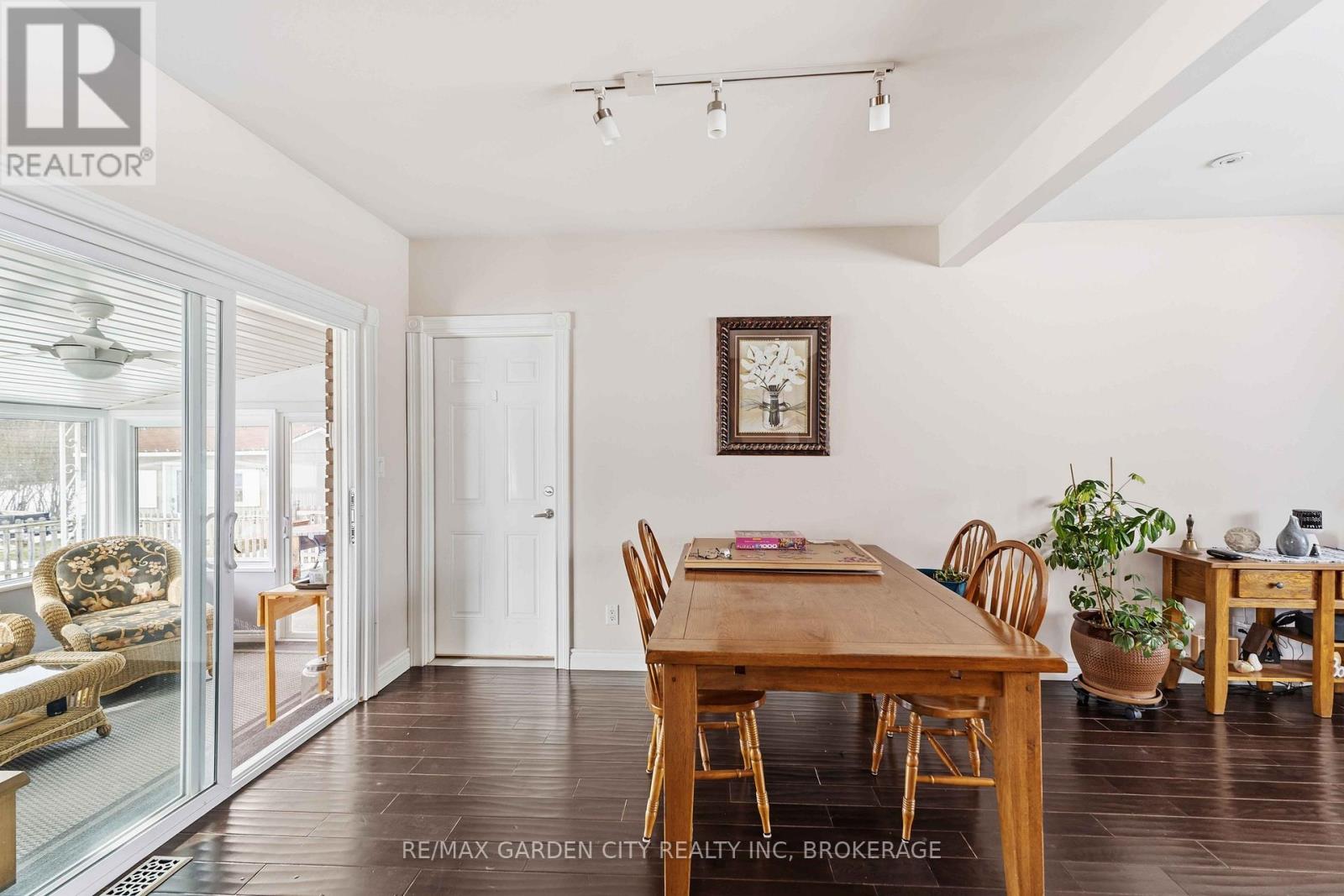 147 Cairns Crescent, Fort Erie, Ontario  L2A 5M4 - Photo 18 - X12855946