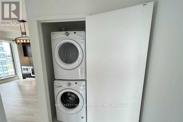 303 - 117 Mcmahon Drive, Toronto, Ontario  M2K 0E4 - Photo 10 - C12855774