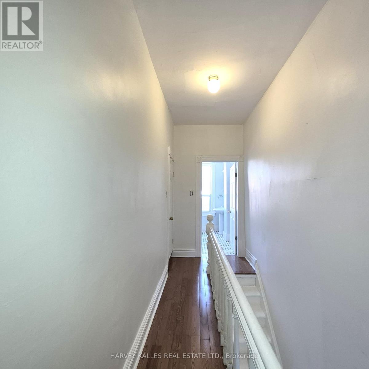 57b Clinton Street, Toronto (Palmerston-Little Italy), Ontario  M6G 2Y4 - Photo 11 - C12855836