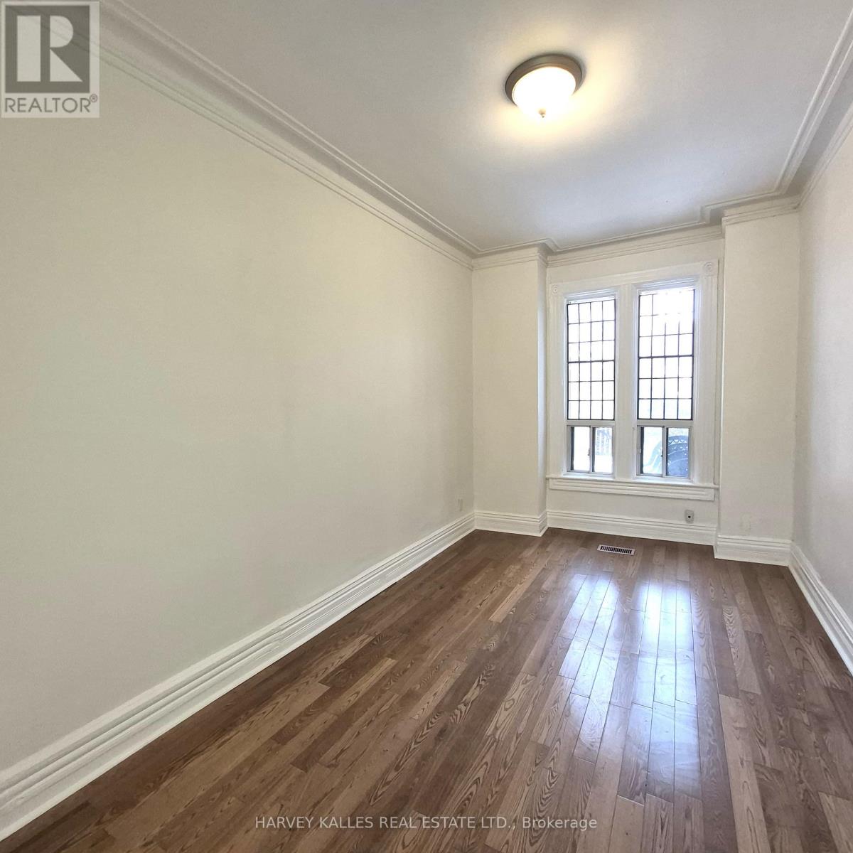 57b Clinton Street, Toronto (Palmerston-Little Italy), Ontario  M6G 2Y4 - Photo 5 - C12855836