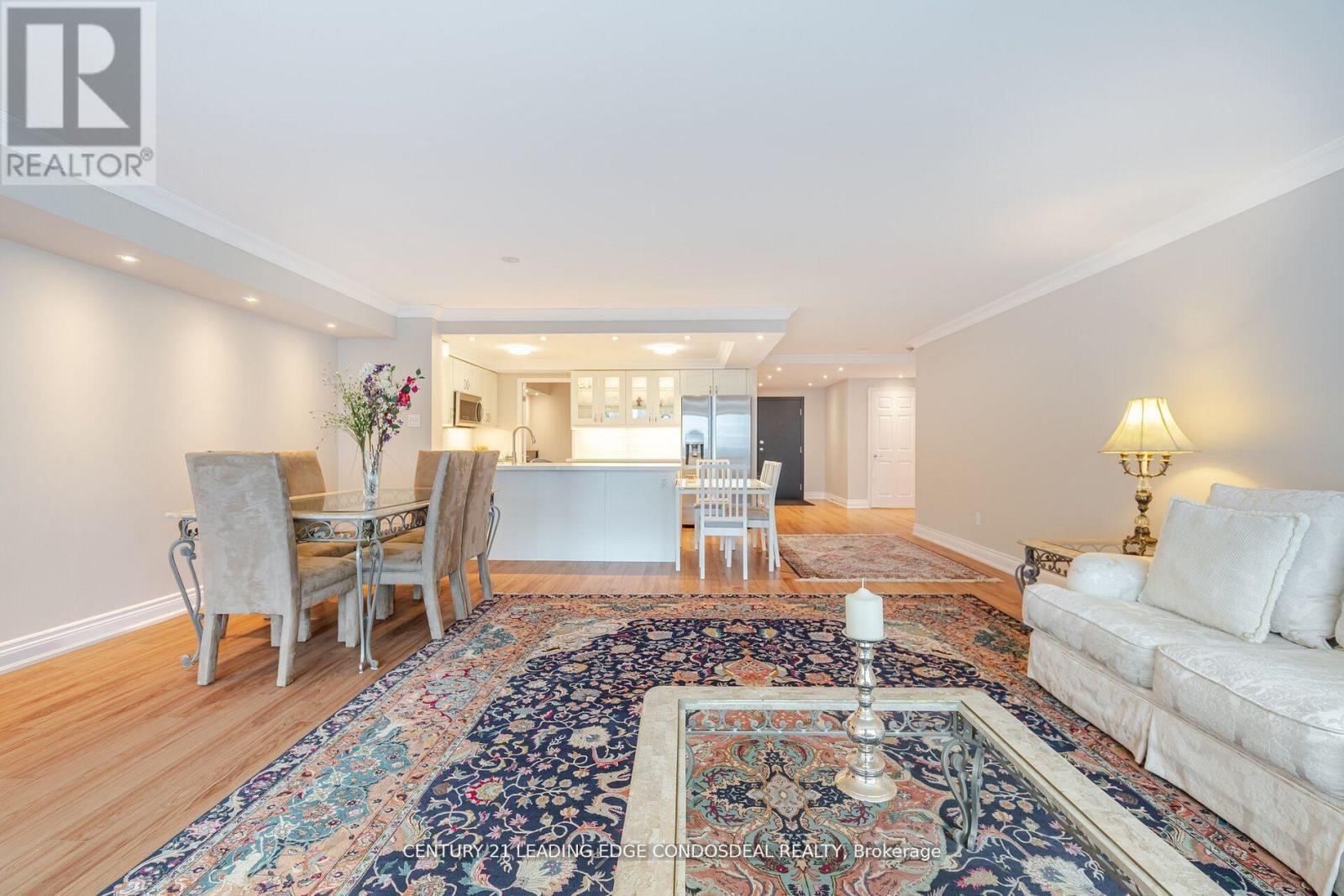 2106 - 33 University Avenue, Toronto, Ontario  M5J 2S7 - Photo 10 - C12855974