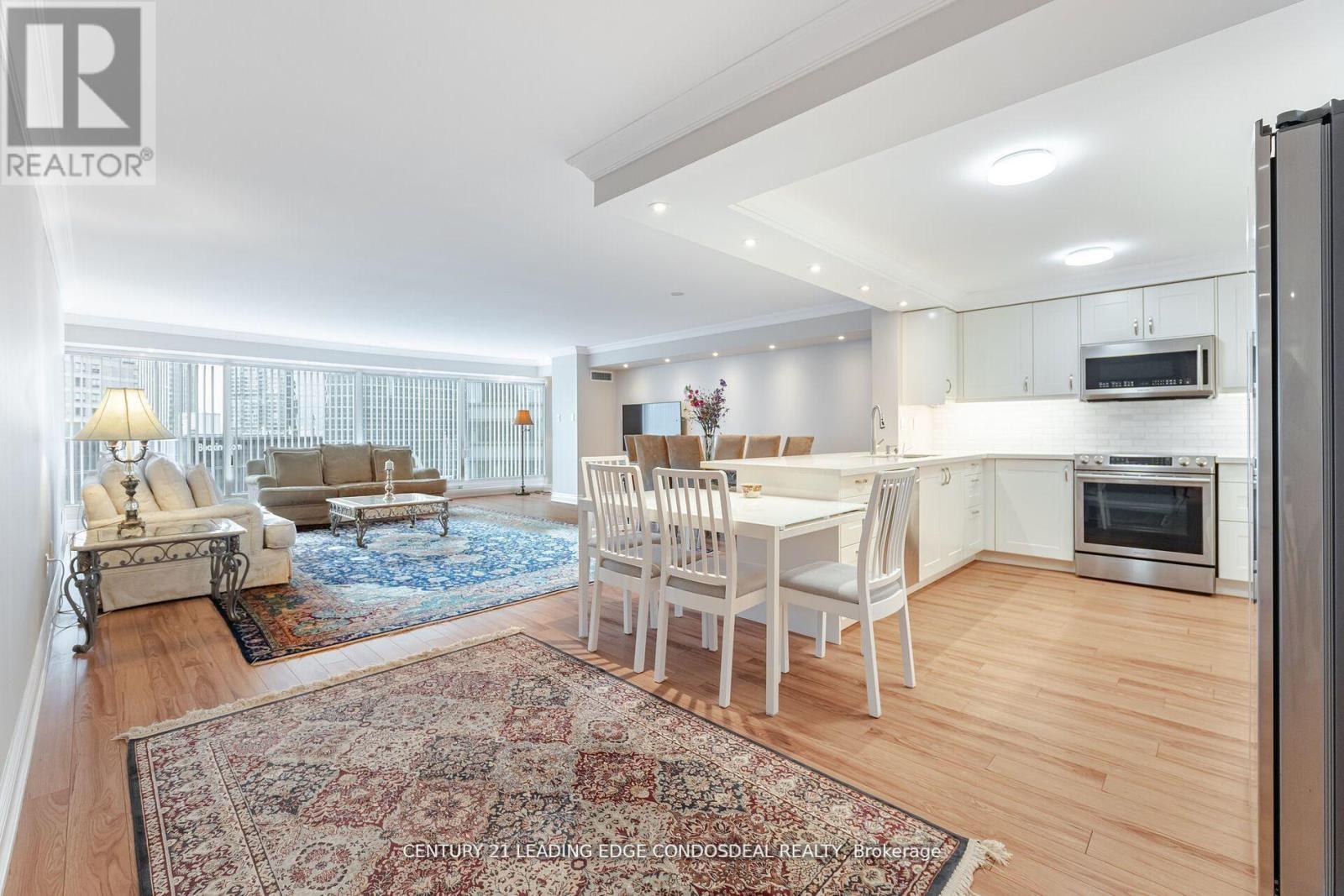 2106 - 33 University Avenue, Toronto, Ontario  M5J 2S7 - Photo 6 - C12855974