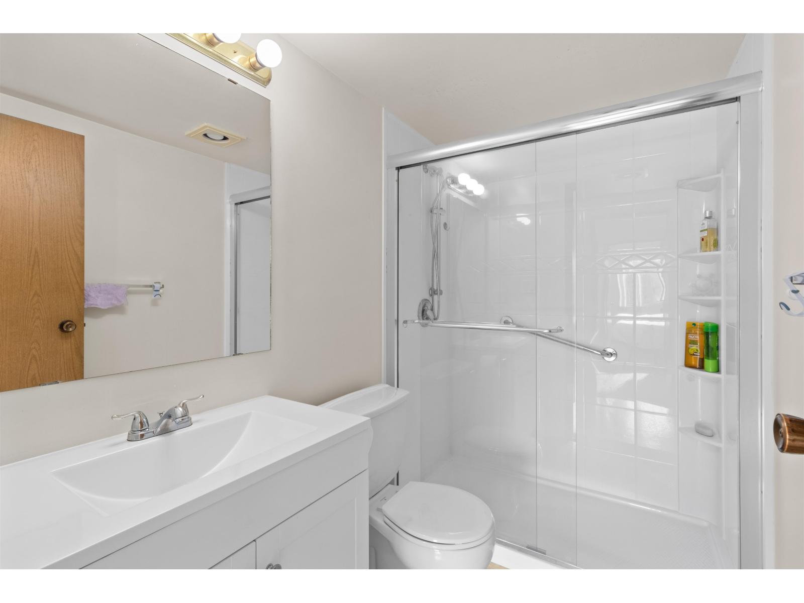 103 17661 58a Avenue, Surrey, British Columbia  V3S 1N4 - Photo 11 - R3097052