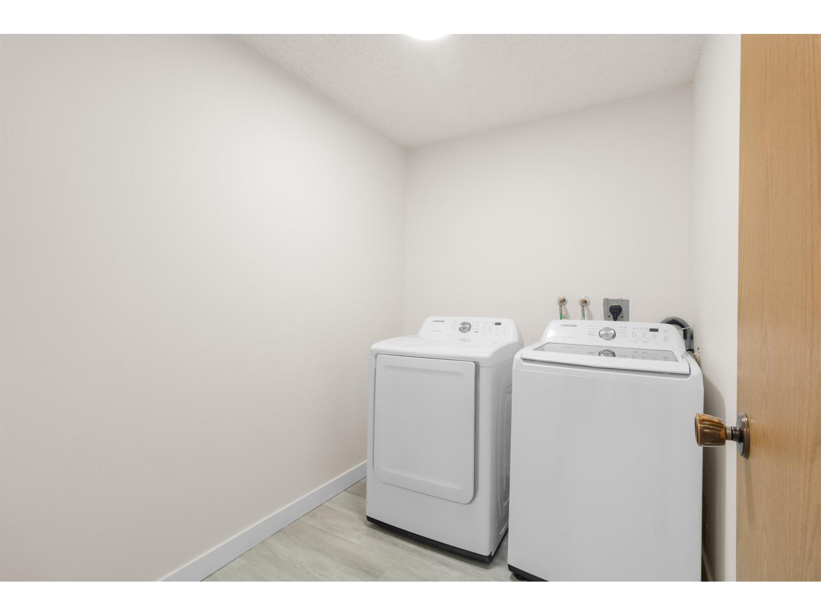 103 17661 58a Avenue, Surrey, British Columbia  V3S 1N4 - Photo 14 - R3097052