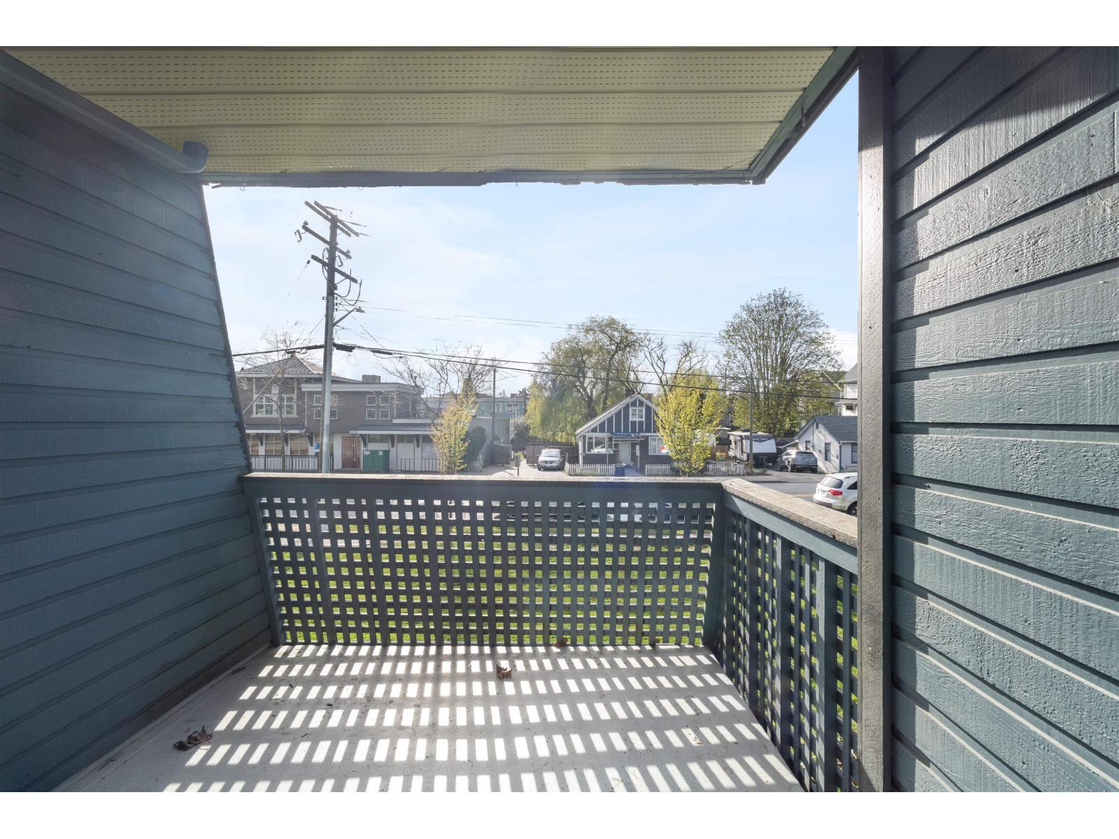 103 17661 58a Avenue, Surrey, British Columbia  V3S 1N4 - Photo 4 - R3097052