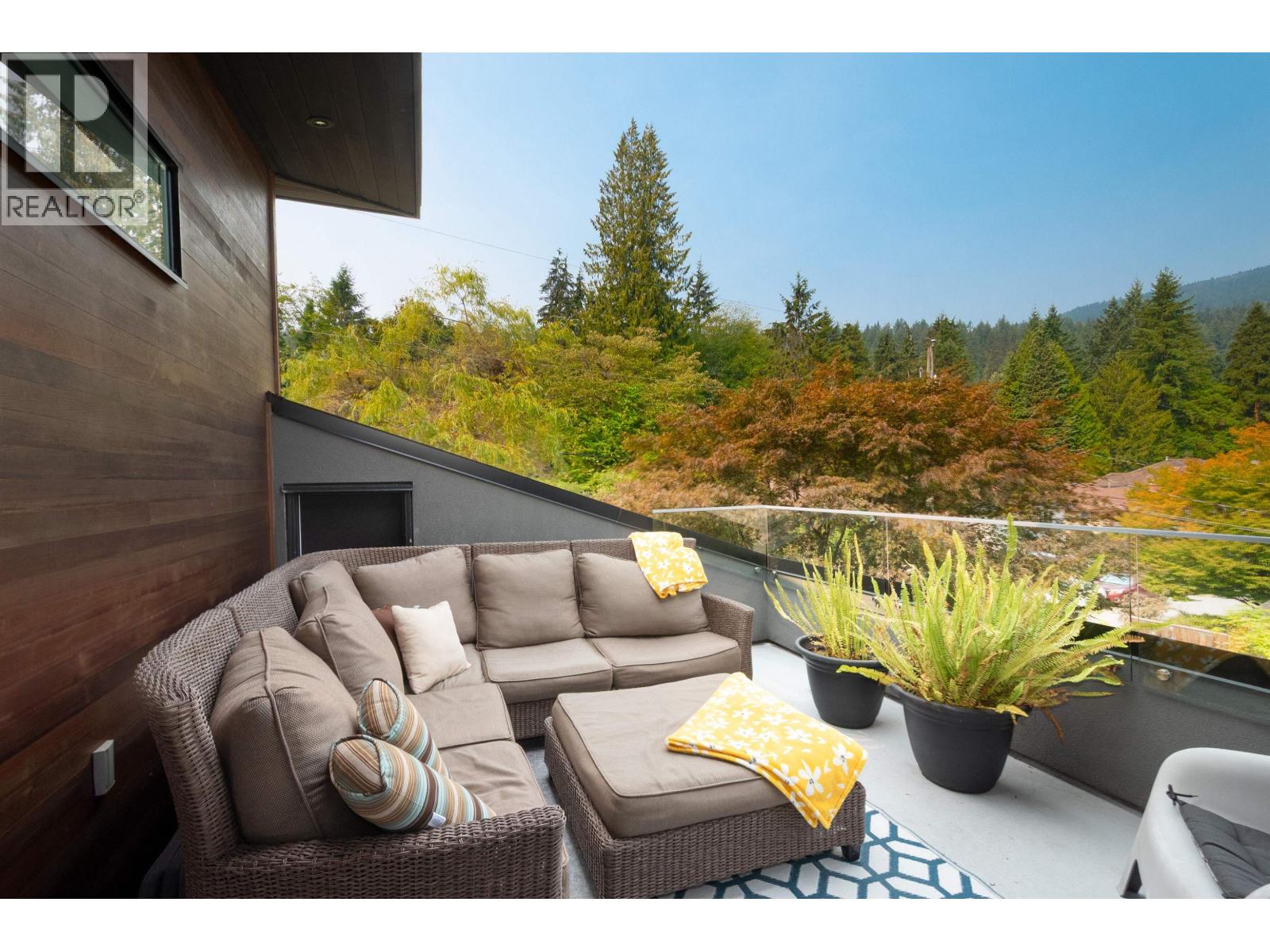 1930 Panorama Drive, North Vancouver, British Columbia  V7G 1V1 - Photo 22 - R3096128