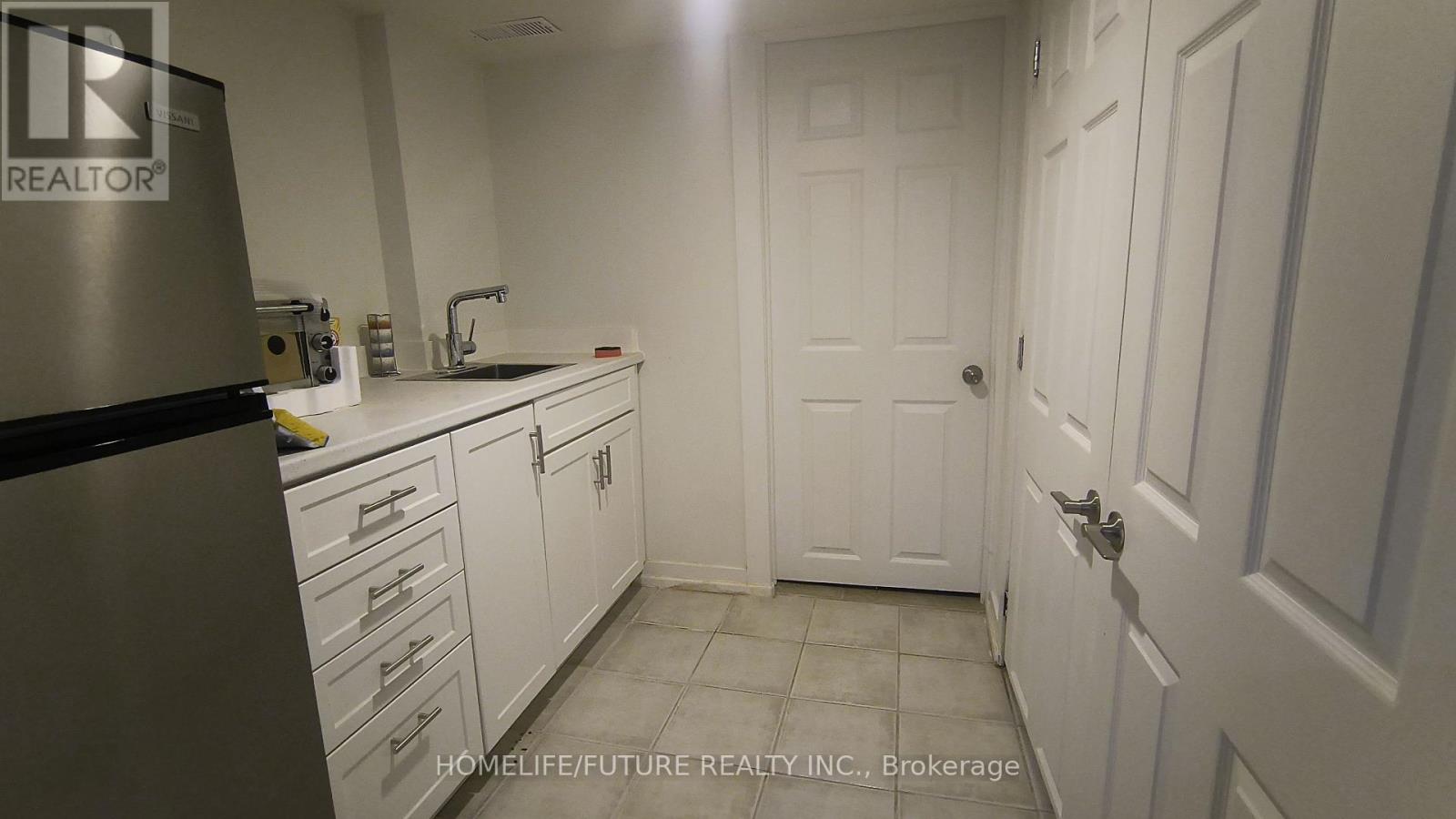 # 1 - 92 Adelaide Avenue, Oshawa, Ontario  L1G 1Z1 - Photo 13 - E12855982