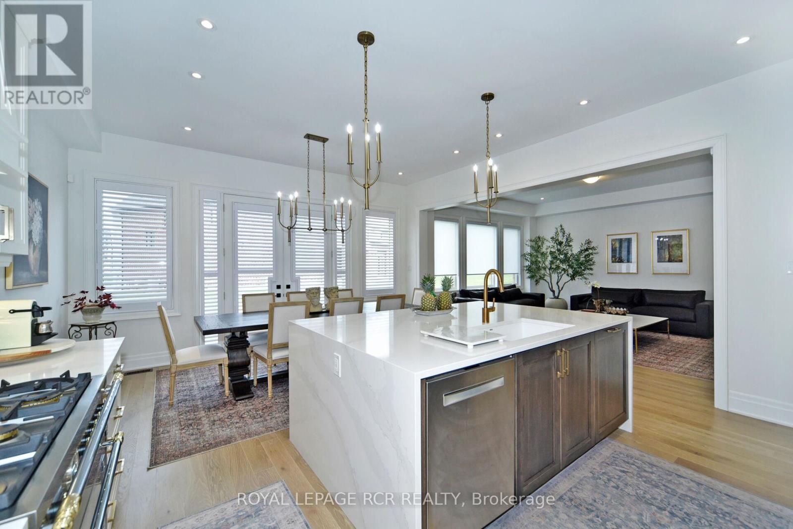 200 Silver Creek Drive, Vaughan (Vellore Village), Ontario  L3L 0B5 - Photo 17 - N12855736