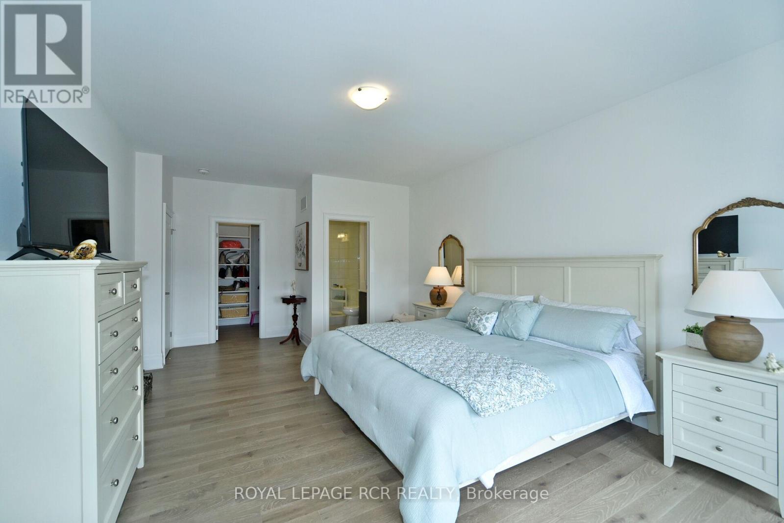 200 Silver Creek Drive, Vaughan (Vellore Village), Ontario  L3L 0B5 - Photo 27 - N12855736