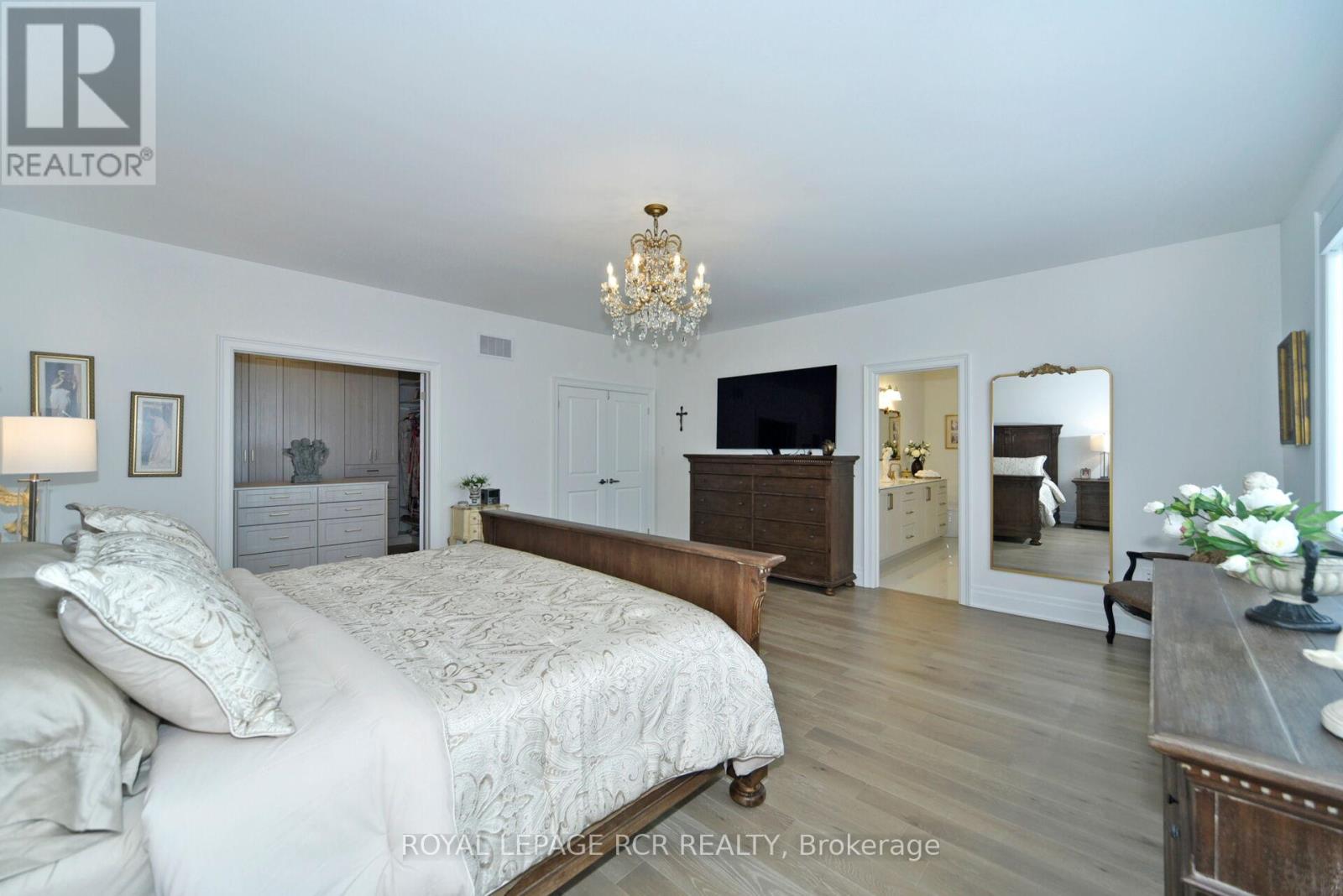200 Silver Creek Drive, Vaughan (Vellore Village), Ontario  L3L 0B5 - Photo 34 - N12855736