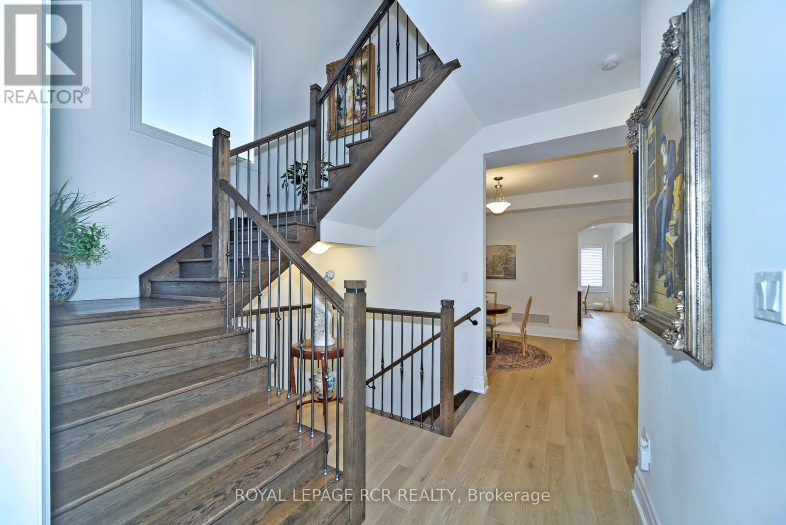 200 Silver Creek Drive, Vaughan (Vellore Village), Ontario  L3L 0B5 - Photo 6 - N12855736