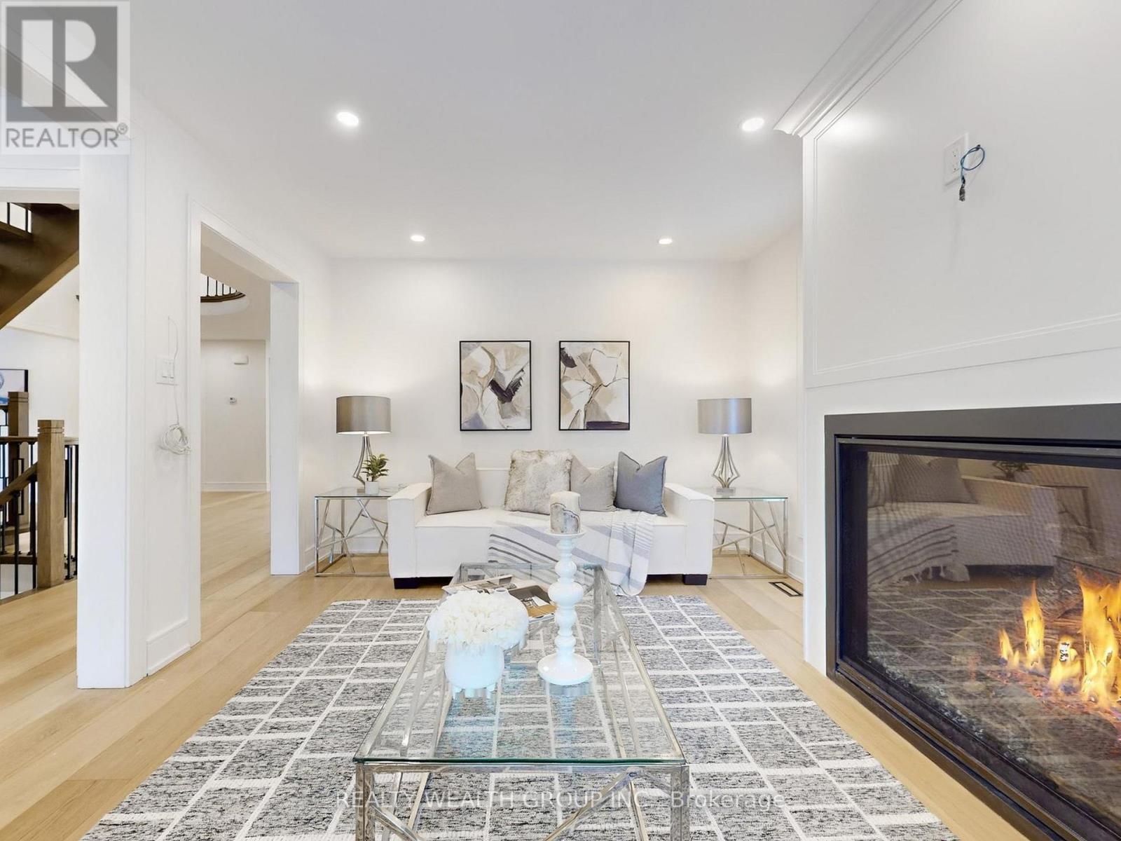 46 Sycamore Drive, Markham (Aileen-Willowbrook), Ontario  L3T 5V6 - Photo 17 - N12855834