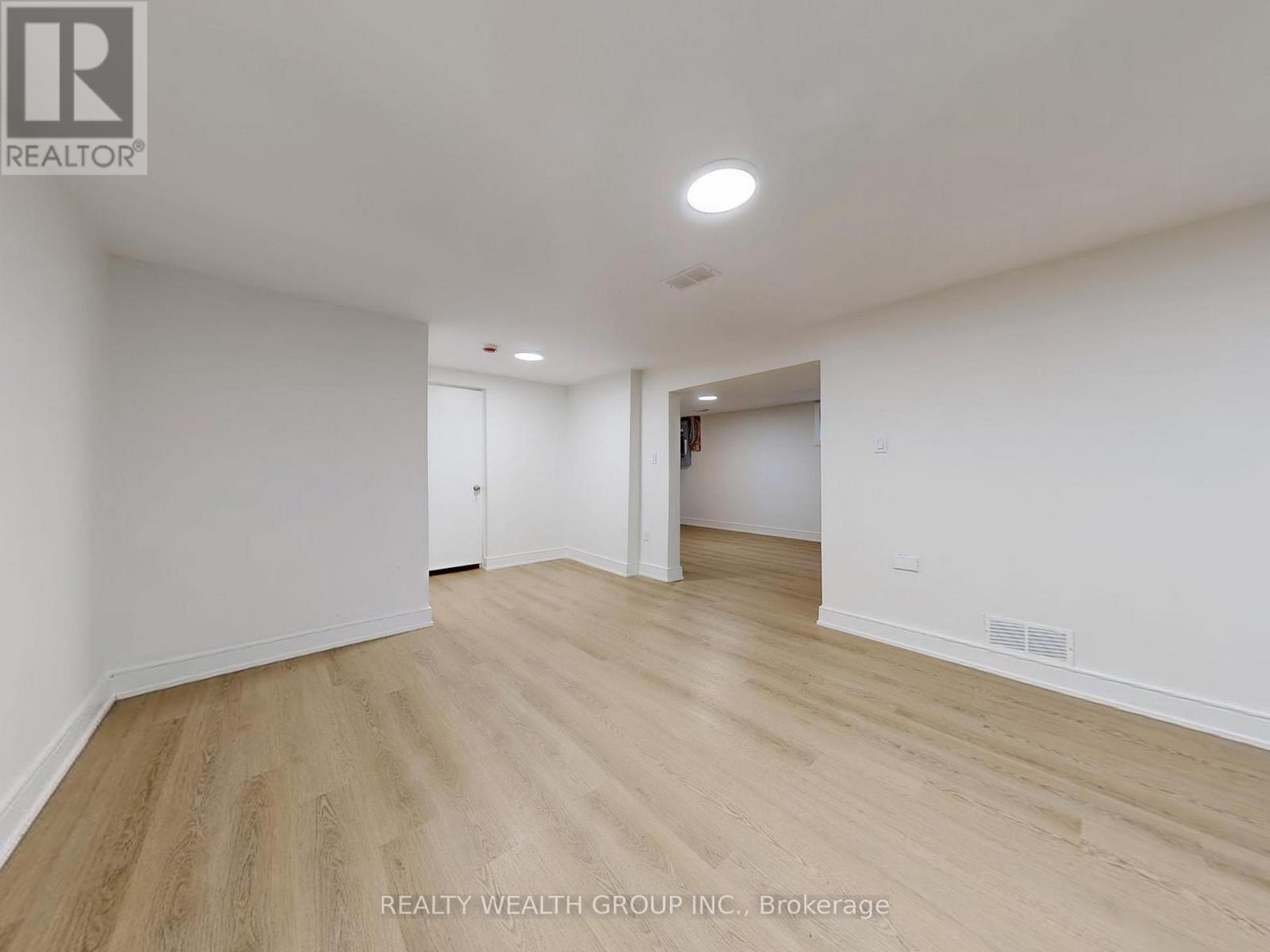 46 Sycamore Drive, Markham (Aileen-Willowbrook), Ontario  L3T 5V6 - Photo 38 - N12855834