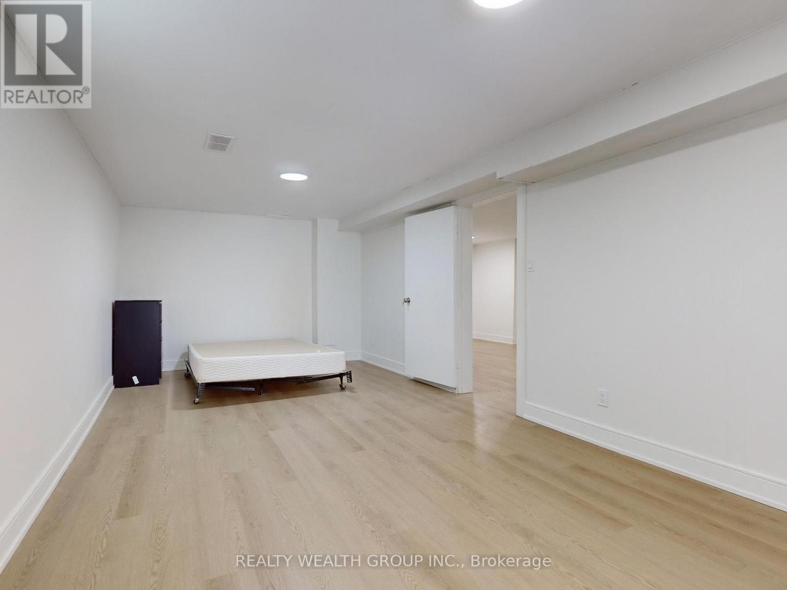 46 Sycamore Drive, Markham (Aileen-Willowbrook), Ontario  L3T 5V6 - Photo 39 - N12855834