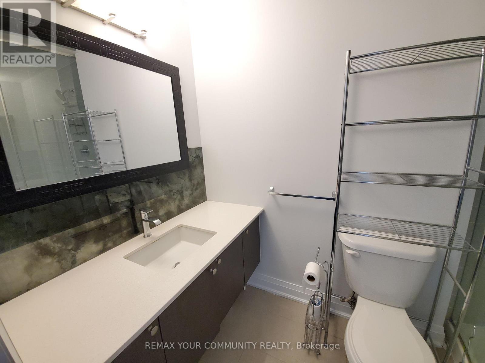 318 - 12 Woodstream Boulevard, Vaughan, Ontario  L4L 8C3 - Photo 13 - N12855872