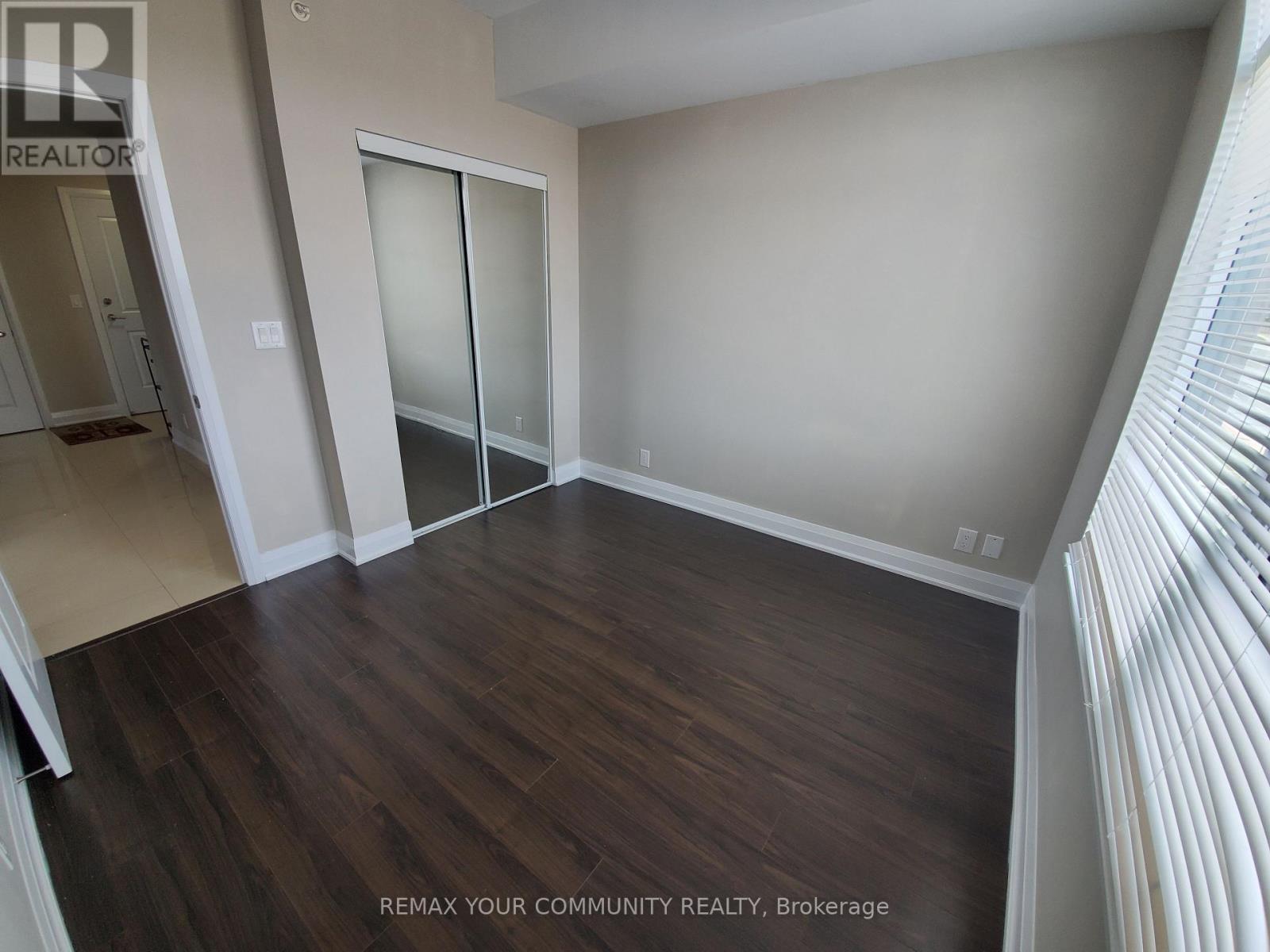 318 - 12 Woodstream Boulevard, Vaughan, Ontario  L4L 8C3 - Photo 14 - N12855872