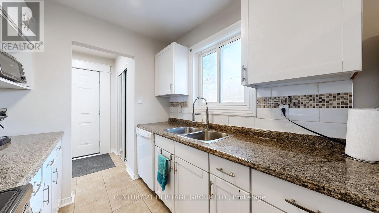 795 Greenfield Crescent, Newmarket, Ontario  L3Y 3B2 - Photo 15 - N12855988