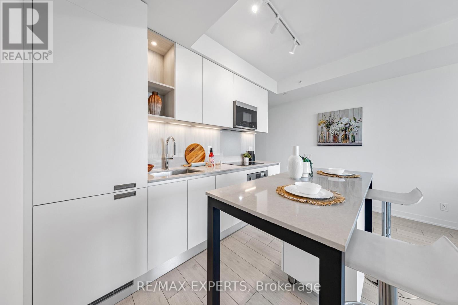 2102 - 39 Mary Street W, Barrie (City Centre), Ontario  L4N 1S9 - Photo 21 - S12855810