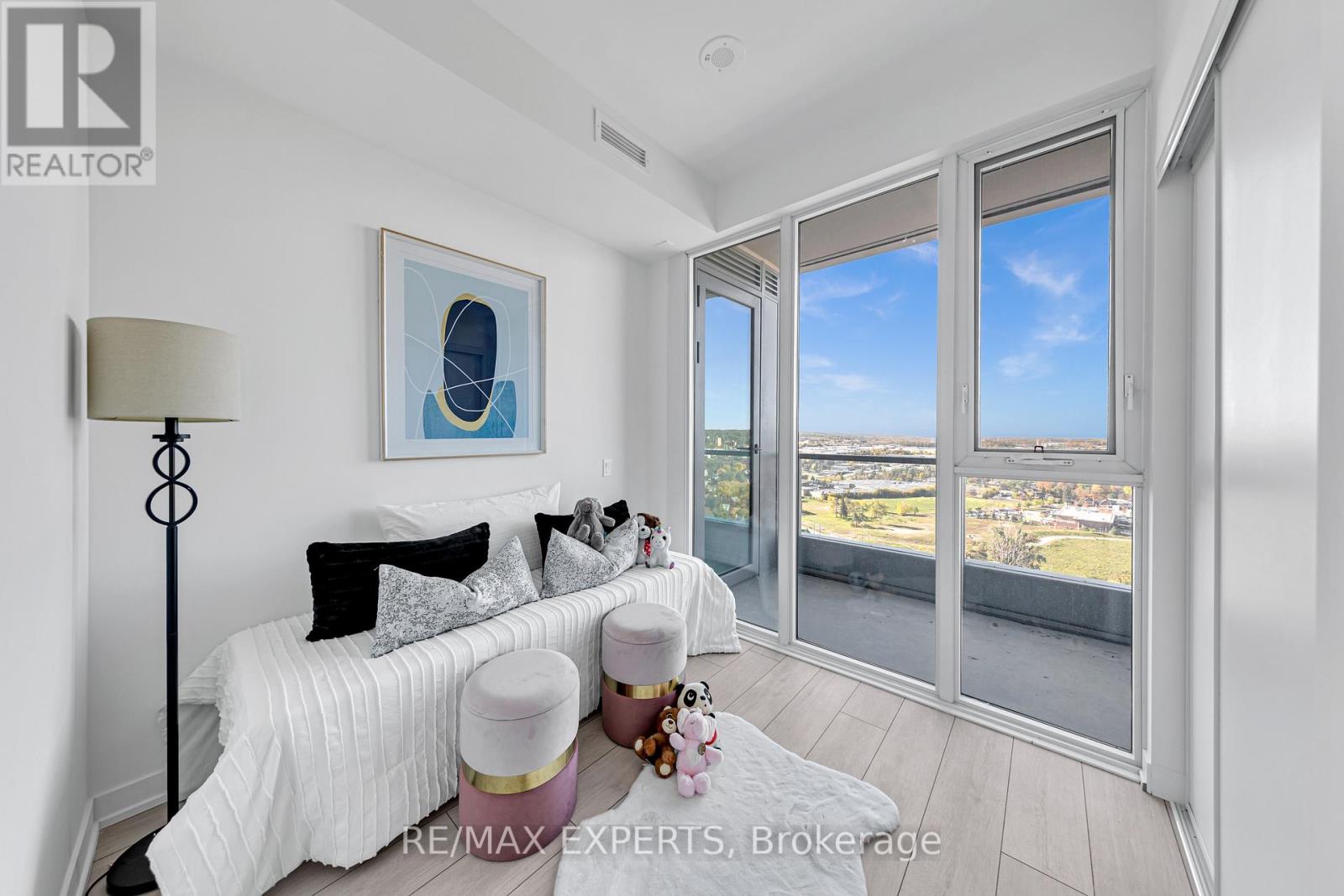 2102 - 39 Mary Street W, Barrie (City Centre), Ontario  L4N 1S9 - Photo 22 - S12855810