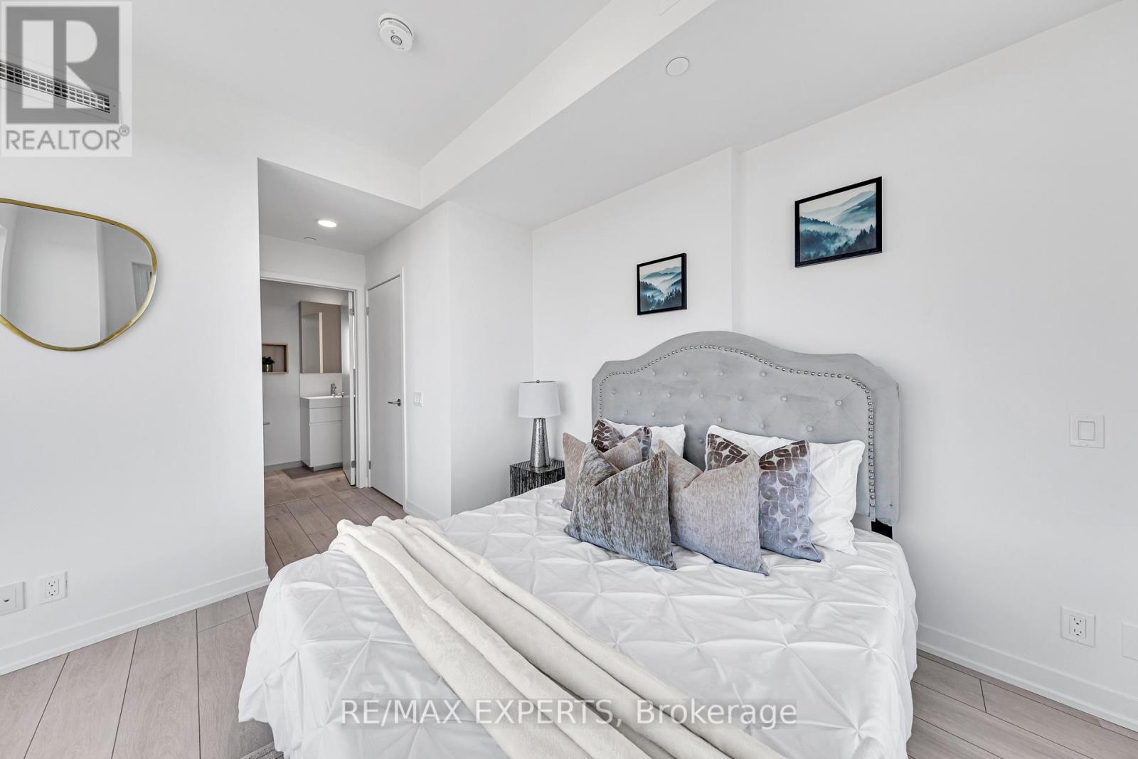 2102 - 39 Mary Street W, Barrie (City Centre), Ontario  L4N 1S9 - Photo 24 - S12855810