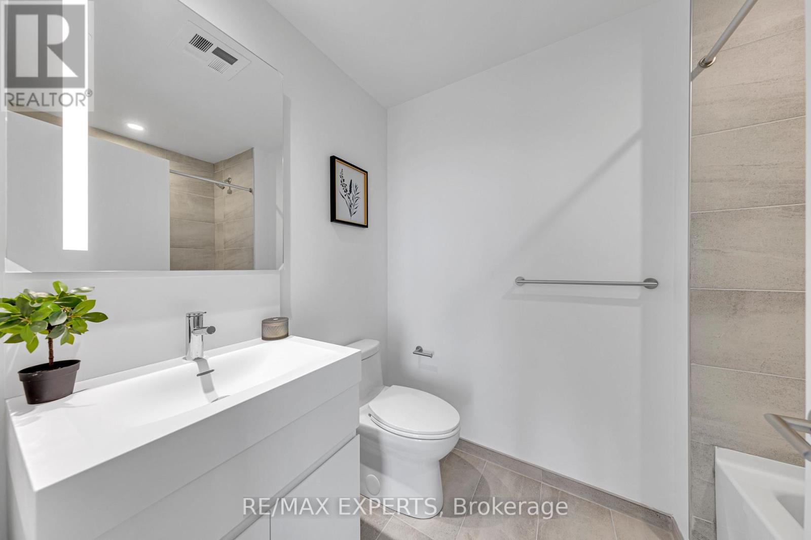 2102 - 39 Mary Street W, Barrie (City Centre), Ontario  L4N 1S9 - Photo 28 - S12855810