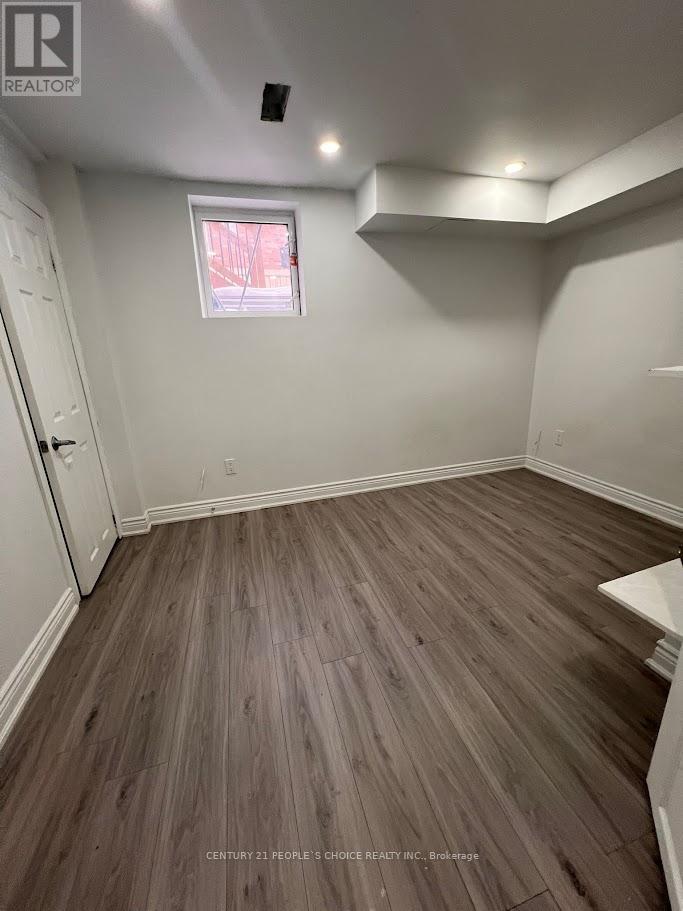 Bsmt - 45 Bushmill Circle E, Brampton (Fletcher's Meadow), Ontario  L7A 0K8 - Photo 6 - W12854188