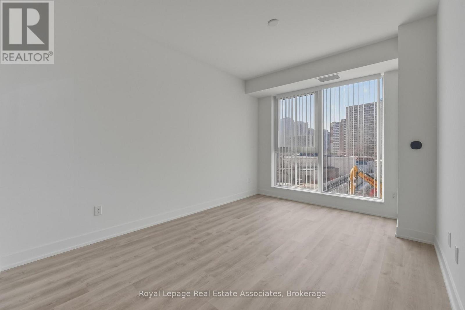 417 - 25 Cordova Avenue, Toronto (Islington-City Centre West), Ontario  M9A 0E5 - Photo 11 - W12855762