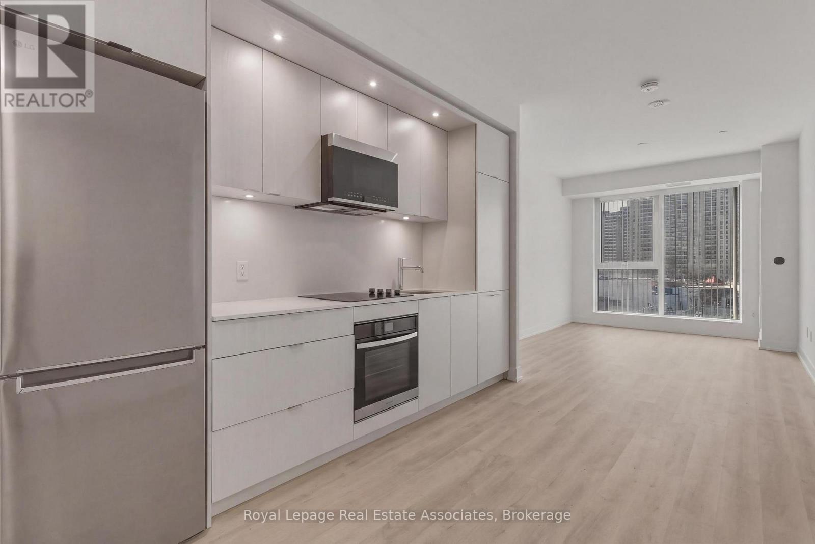 417 - 25 Cordova Avenue, Toronto (Islington-City Centre West), Ontario  M9A 0E5 - Photo 3 - W12855762