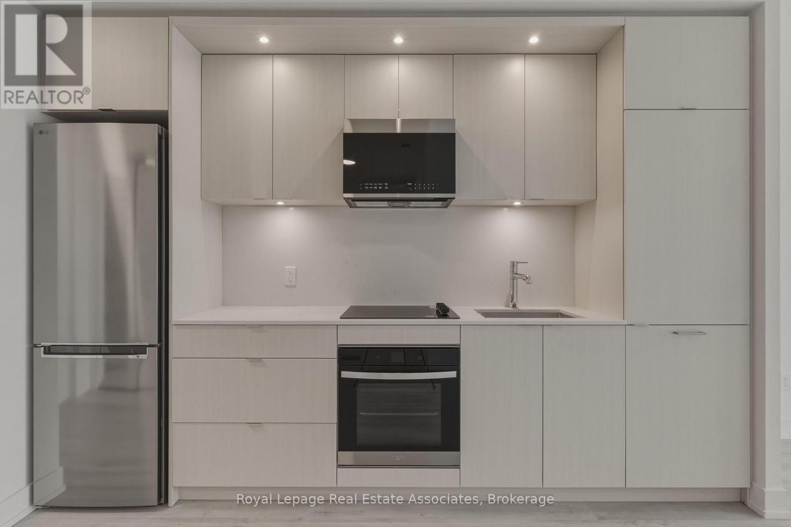 417 - 25 Cordova Avenue, Toronto (Islington-City Centre West), Ontario  M9A 0E5 - Photo 4 - W12855762