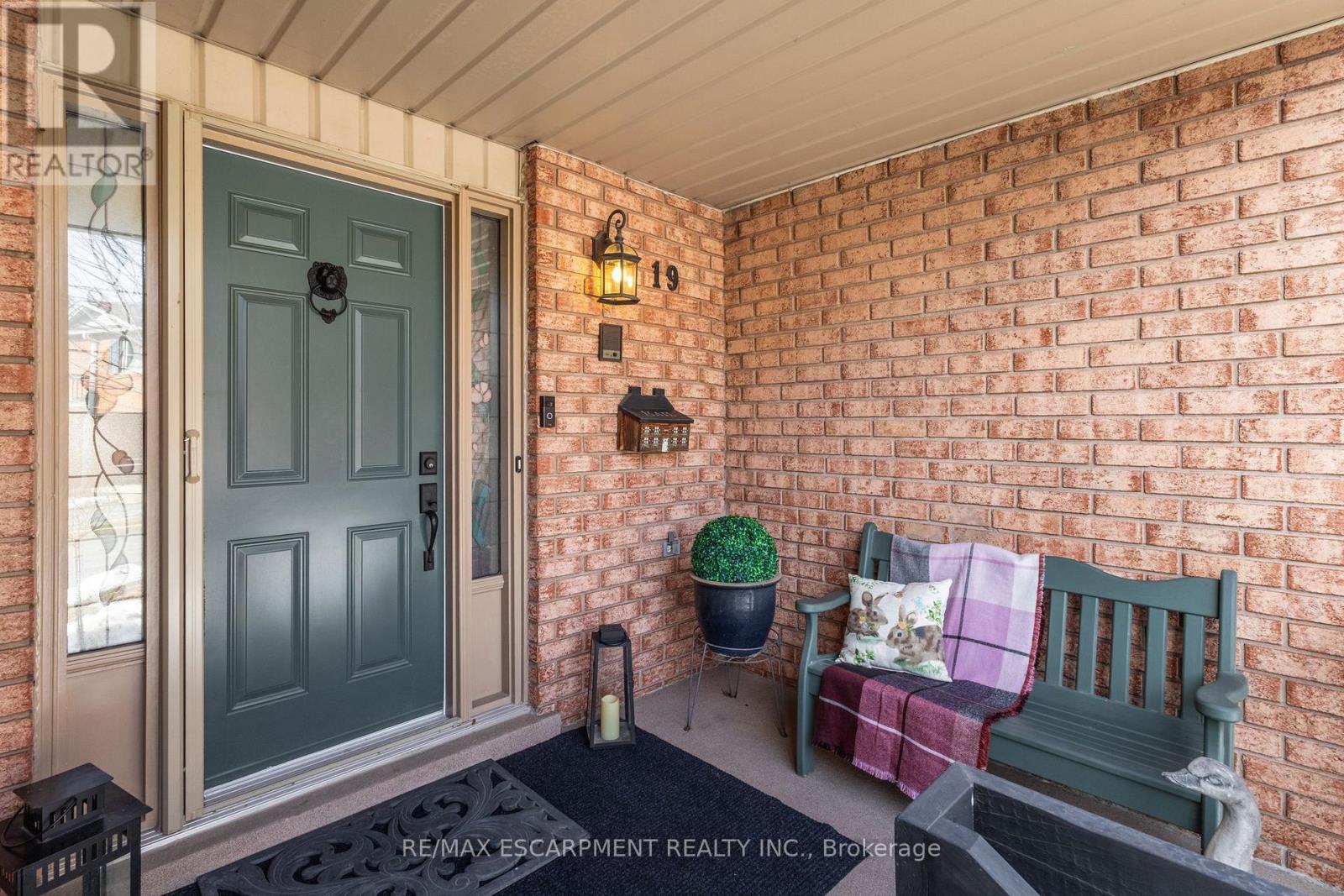 19 - 1205 Lamb's Court, Burlington (Brant), Ontario  L7S 2G6 - Photo 5 - W12855764