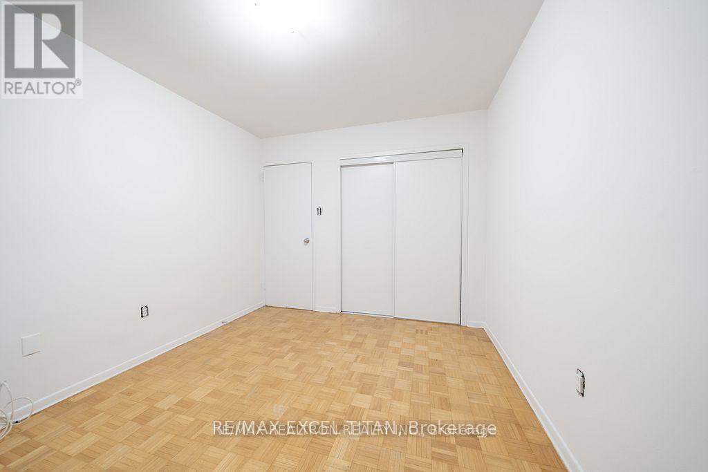 307 - 2255 Weston Road, Toronto (Weston), Ontario  M9N 1Y5 - Photo 3 - W12855768