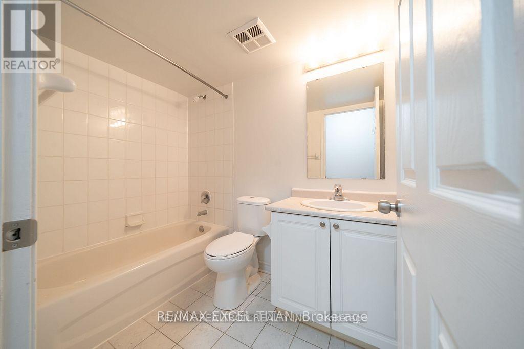 406 - 1401 Dupont Street, Toronto (Dovercourt-Wallace Emerson-Junction), Ontario  M6H 4J7 - Photo 10 - W12855792