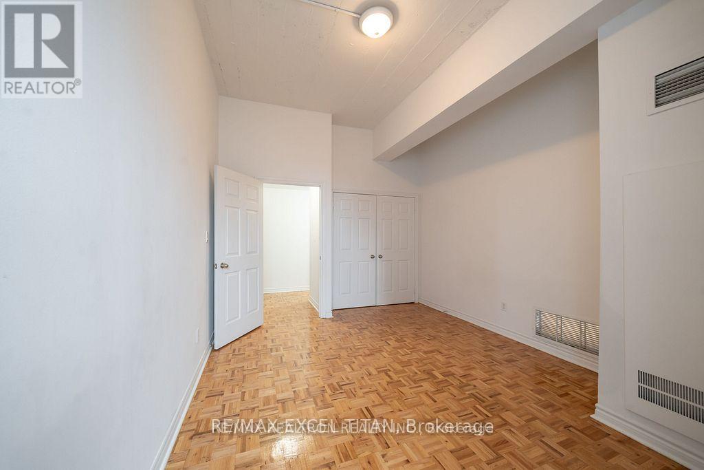 406 - 1401 Dupont Street, Toronto (Dovercourt-Wallace Emerson-Junction), Ontario  M6H 4J7 - Photo 4 - W12855792