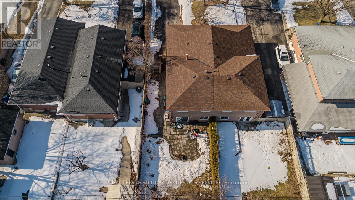 1294 Napier Crescent, Oakville, Ontario  L6H 2A4 - Photo 47 - W12855806