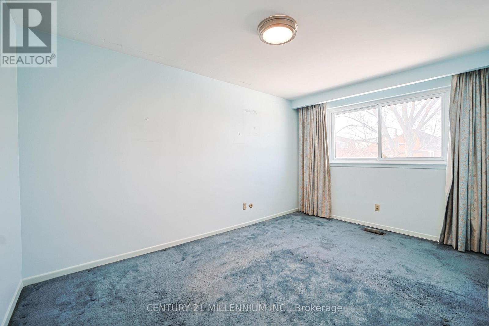 94 Norfield Crescent, Toronto (Elms-Old Rexdale), Ontario  M9W 1Y1 - Photo 12 - W12855828
