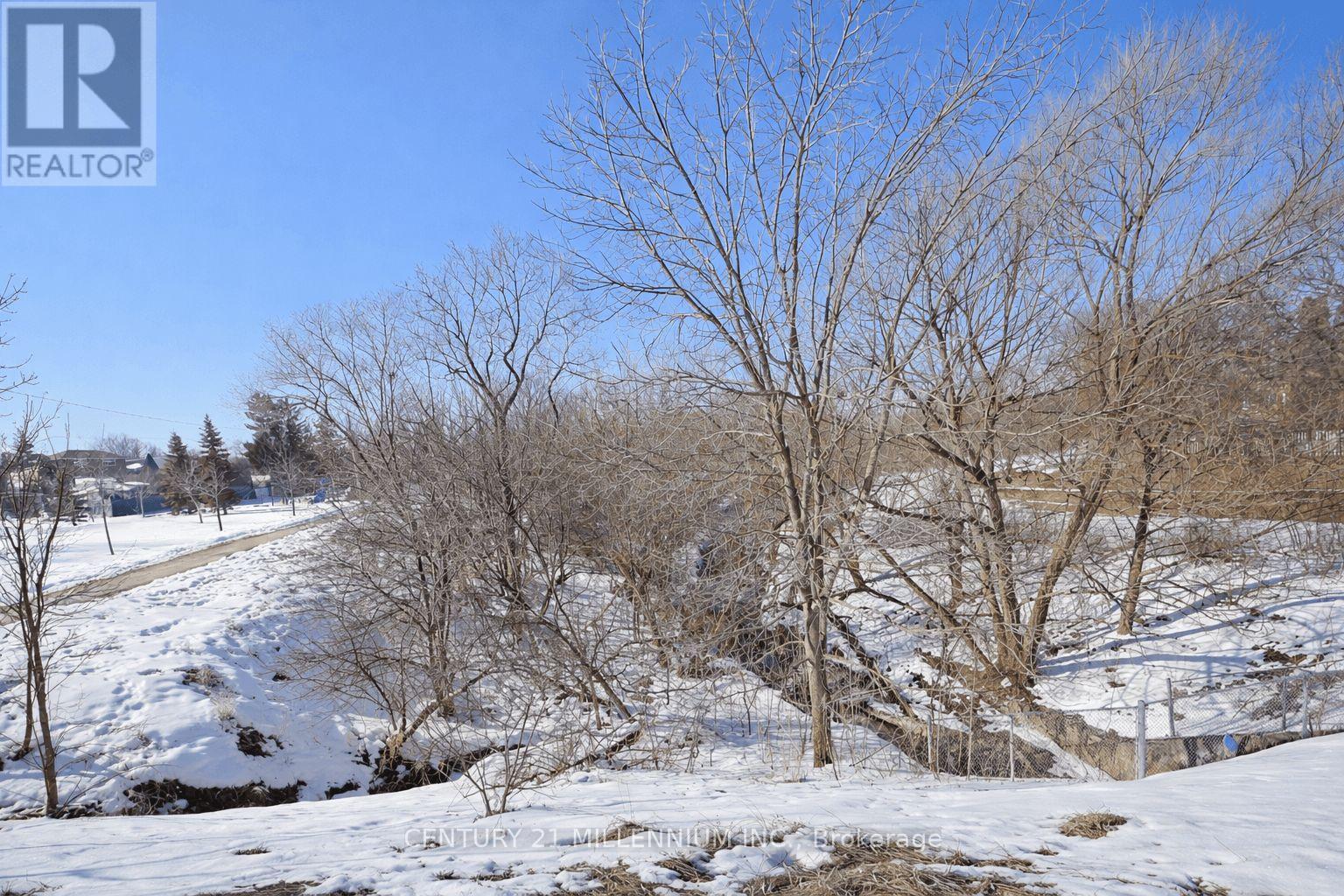 94 Norfield Crescent, Toronto (Elms-Old Rexdale), Ontario  M9W 1Y1 - Photo 34 - W12855828