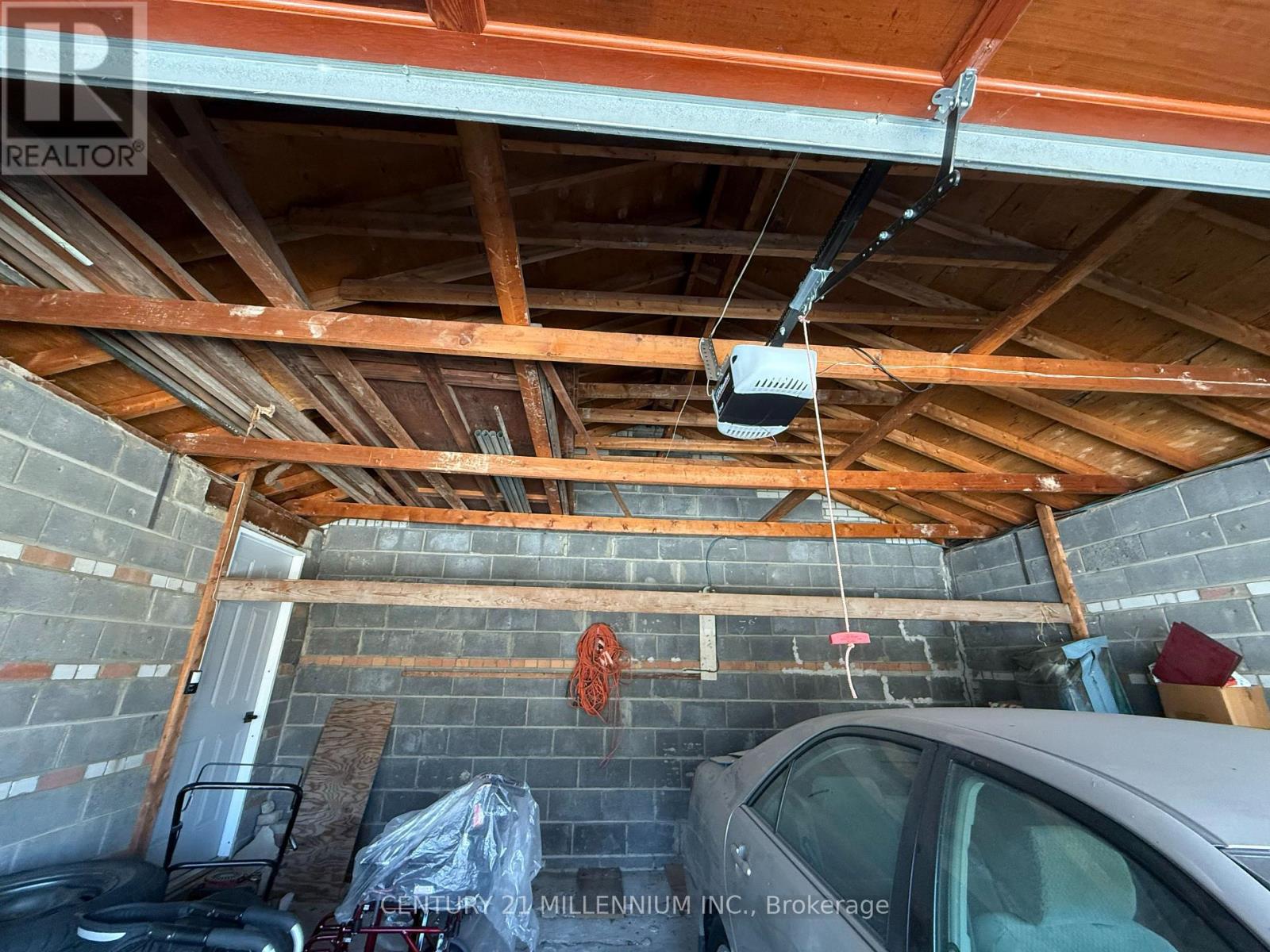 94 Norfield Crescent, Toronto (Elms-Old Rexdale), Ontario  M9W 1Y1 - Photo 36 - W12855828