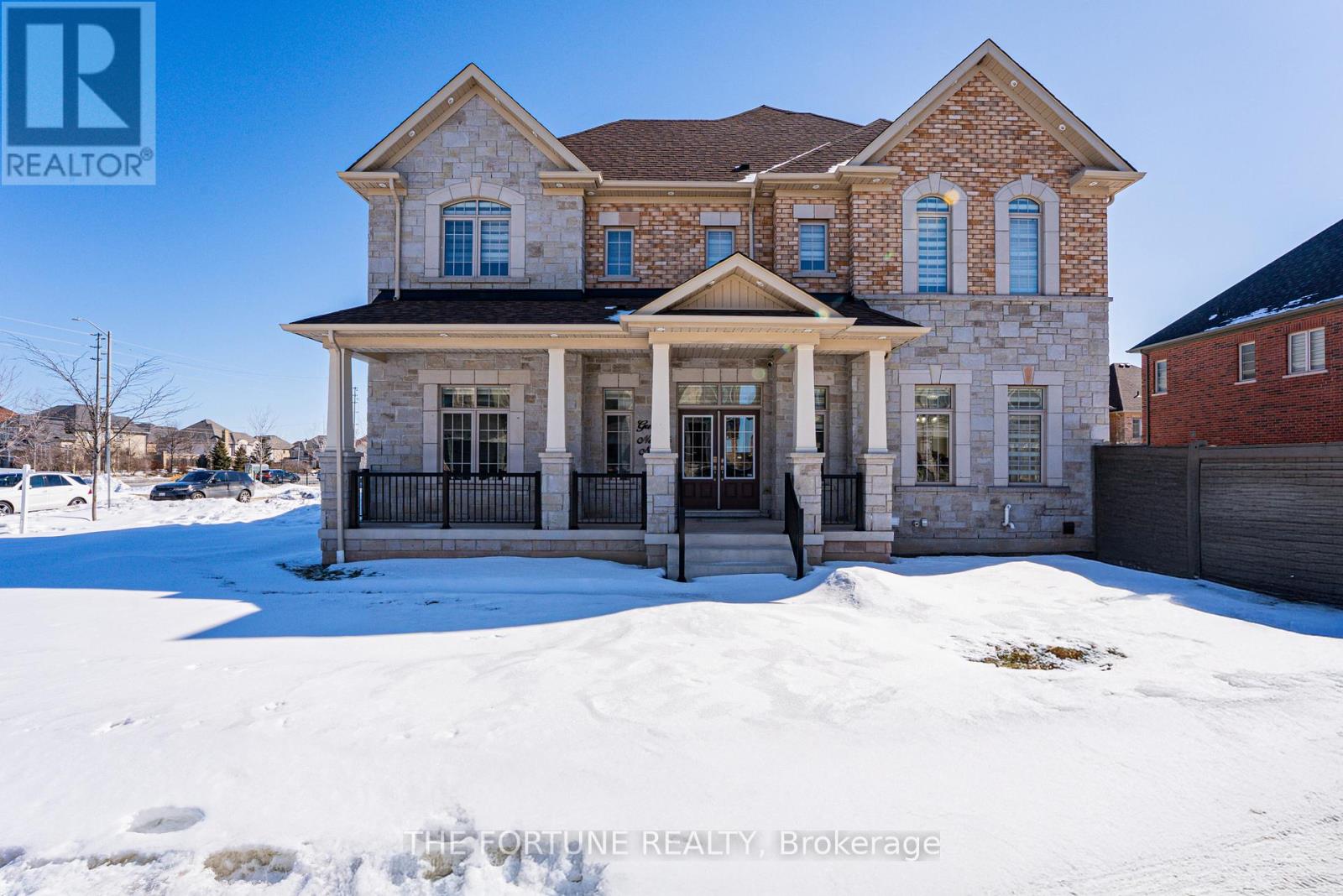 21 Lyle Way N, Brampton (Northwest Brampton), Ontario  L6X 5P8 - Photo 2 - W12855860