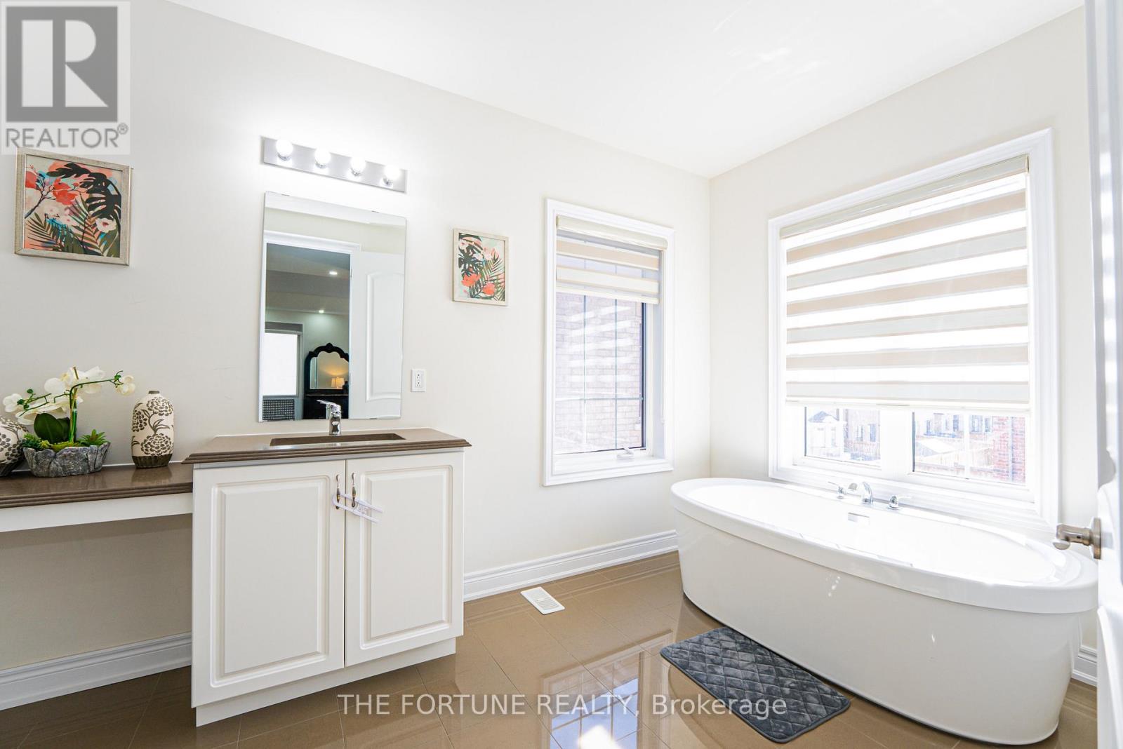 21 Lyle Way N, Brampton (Northwest Brampton), Ontario  L6X 5P8 - Photo 27 - W12855860