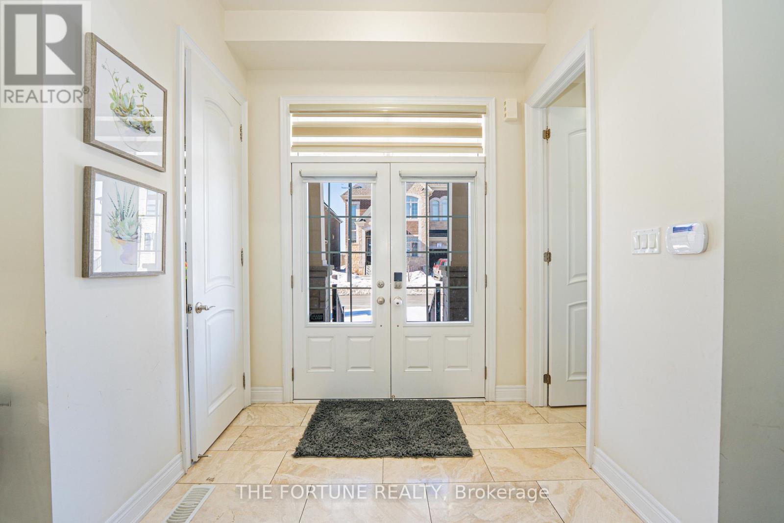 21 Lyle Way N, Brampton (Northwest Brampton), Ontario  L6X 5P8 - Photo 7 - W12855860