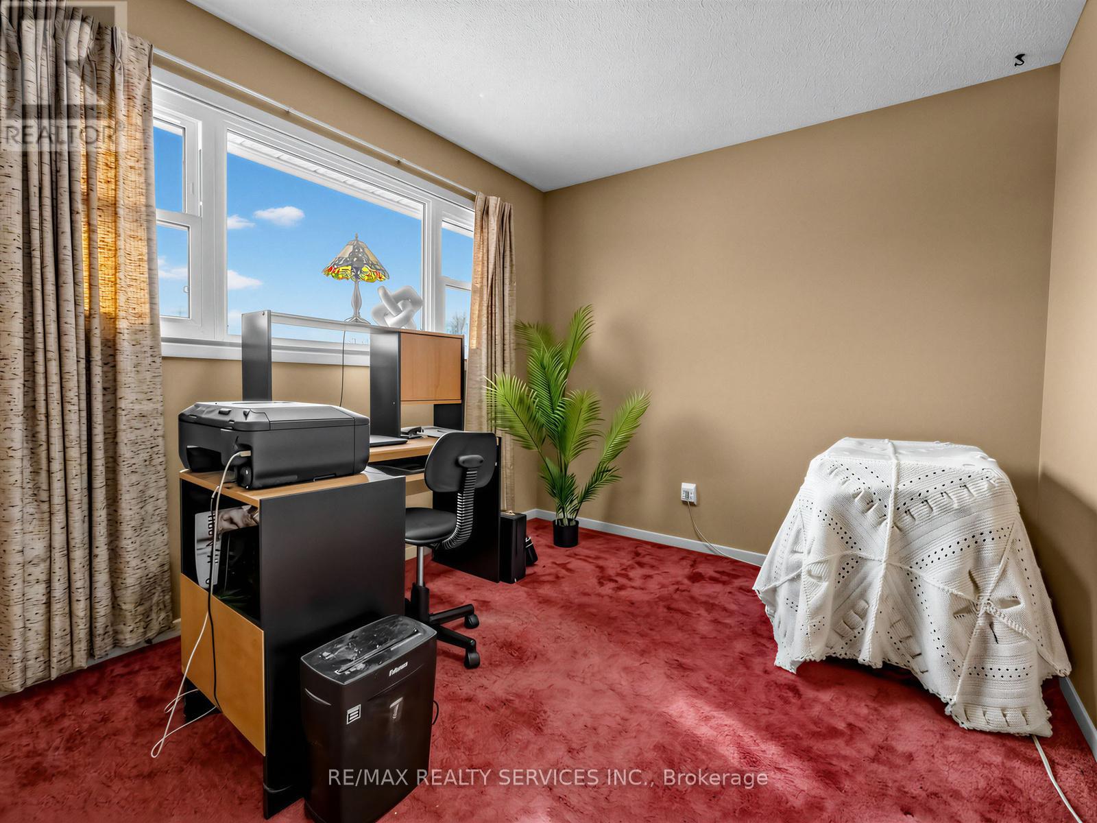 32 Helios Place, Brampton (Heart Lake West), Ontario  L6Z 2B2 - Photo 24 - W12855880