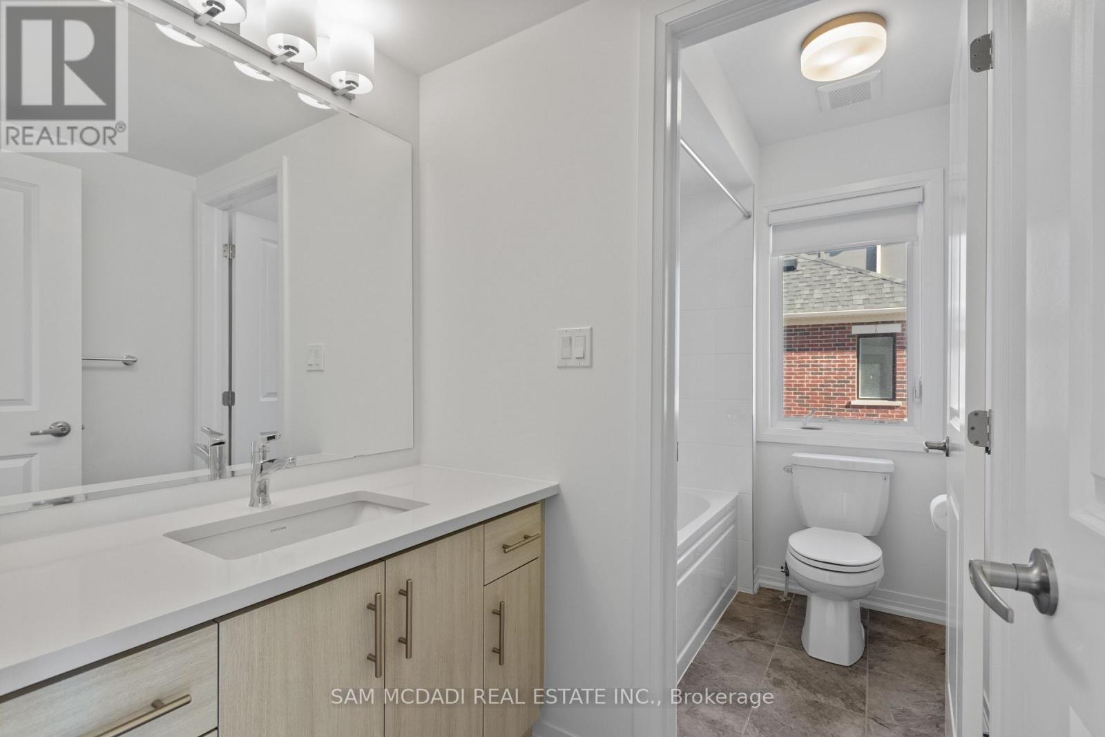 Upper - 4 Timber Falls Drive, Brampton, Ontario  L7A 5L9 - Photo 10 - W12855902