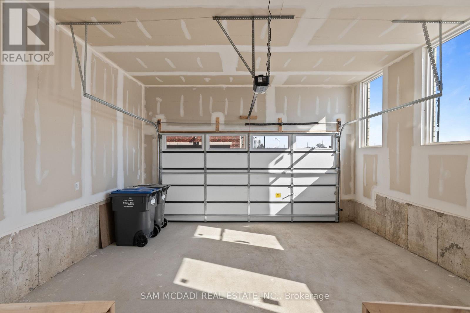 Upper - 4 Timber Falls Drive, Brampton, Ontario  L7A 5L9 - Photo 33 - W12855902